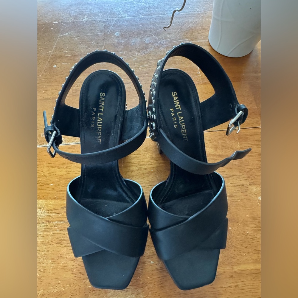 YSL FARRAH STUDDED CALFSKIN LEATHER PLATFORM SANDALS Size 37 - Picture 9 of 11